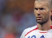 雷火电竞app-东方潮涌密尔沃基，当浙江队的铁血防线遇上利拉德的犯规艺术 一场跨越太平洋的战术试炼，见证巨星如何改写比赛刻度