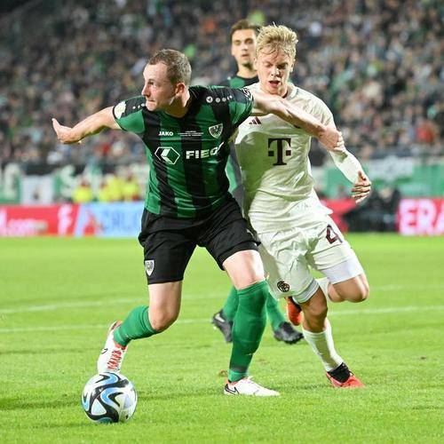 包含柏林赫塔主场大胜沃尔夫斯堡，保持不败势头的词条